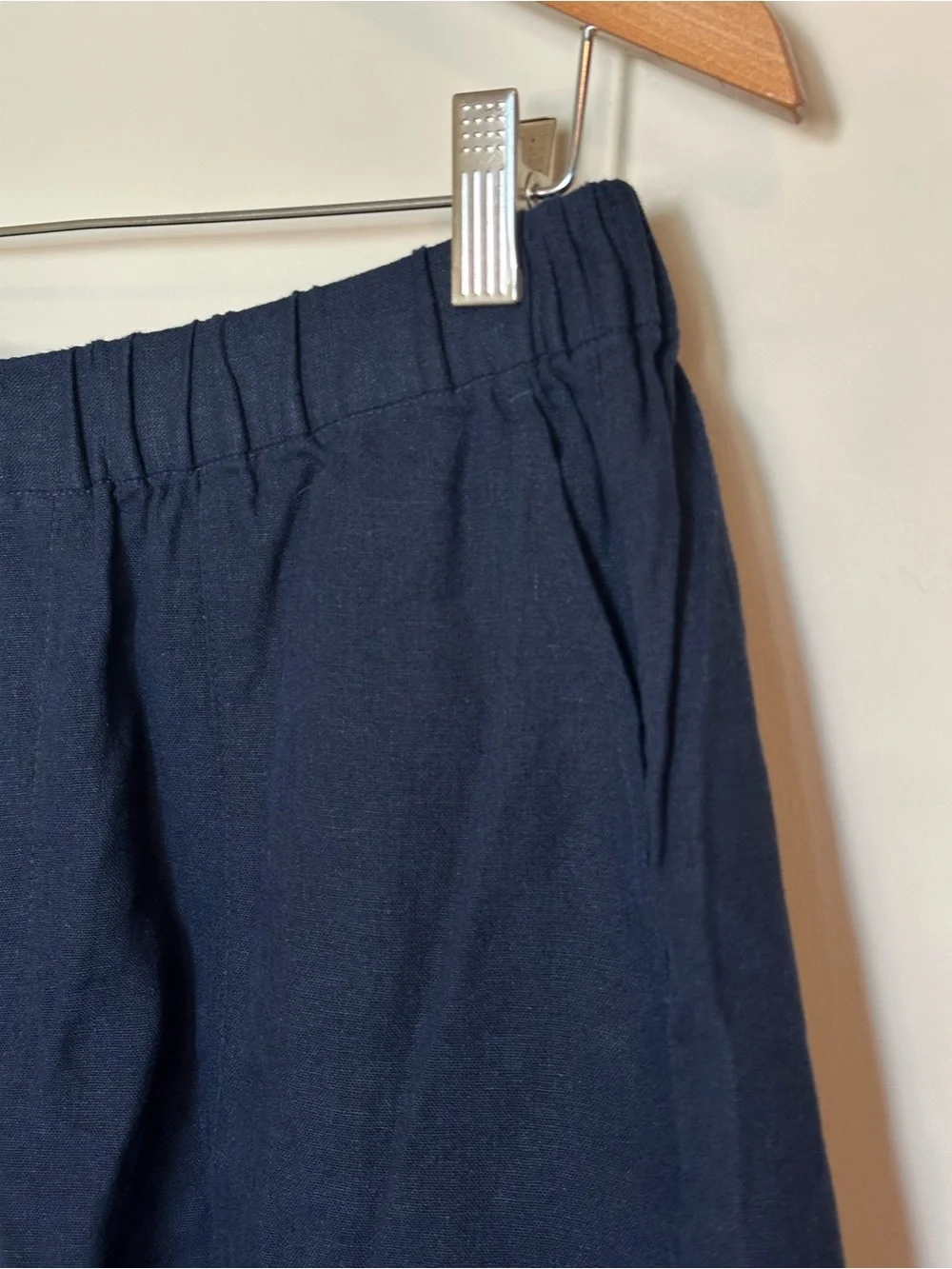 Banana Republic Linen Blend Pull On Navy Women's Shorts - Picture 6 of 8